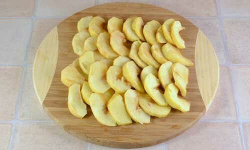 Рецепты шарлотки с яблоками и творогом в мультиварке